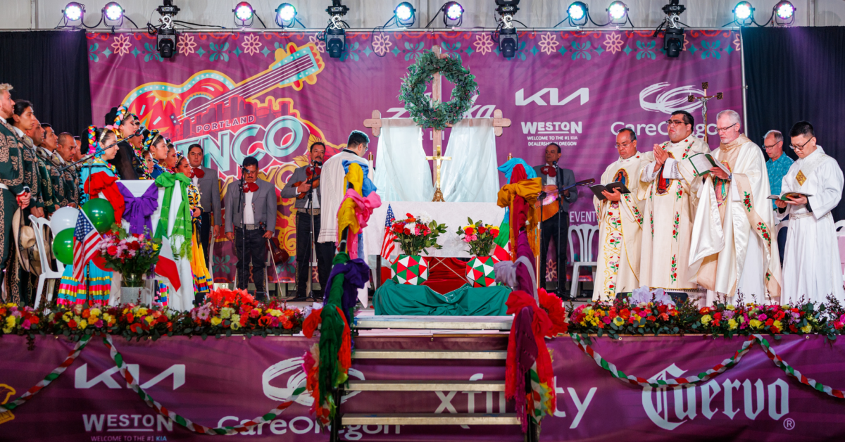 A photo of the Mariachi Mass at Portland Cinco de mayo Fiesta